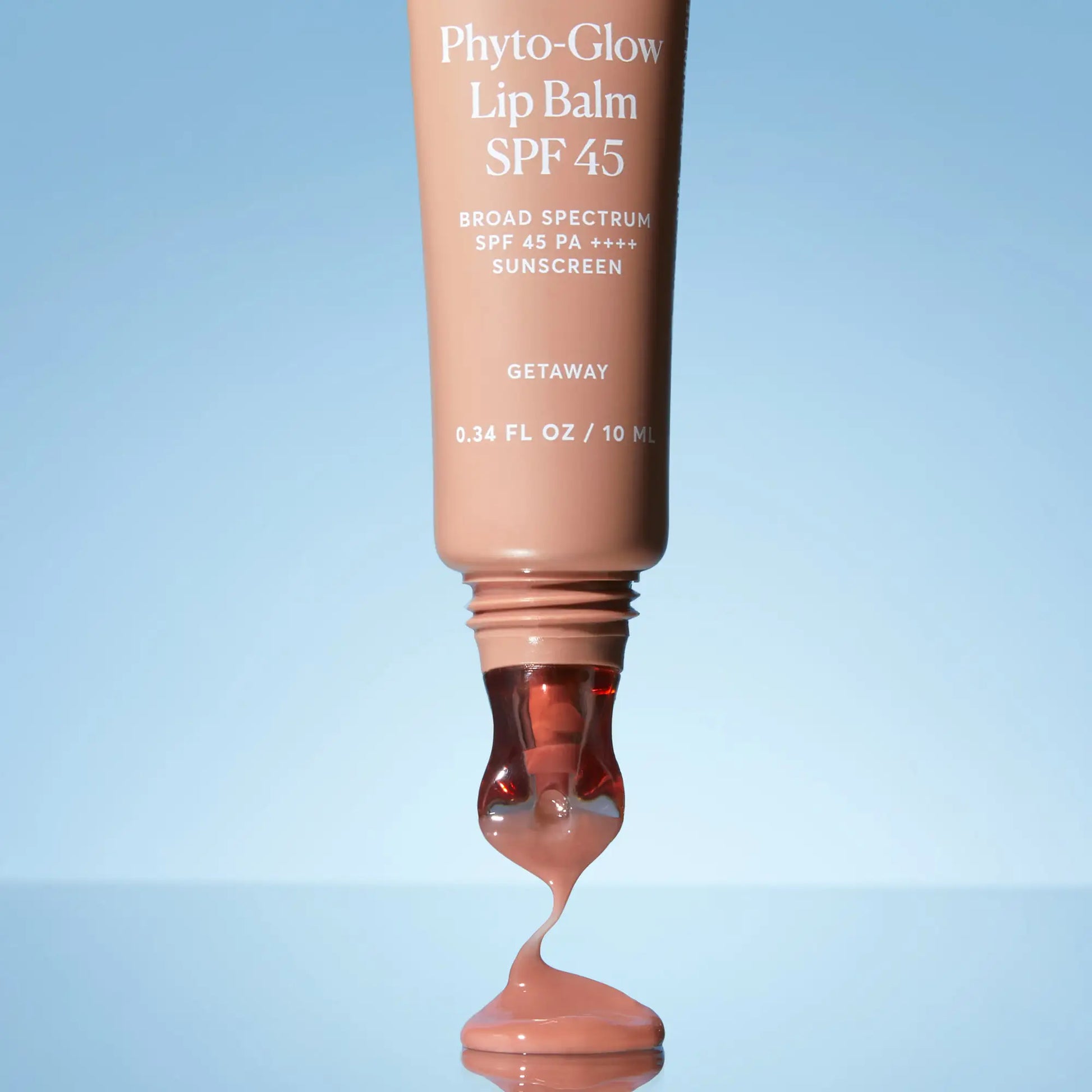 phyto-glow-lip-balm-spf-45-getaway-p1 phytoglowSPF-getaway_11268-1x1.webp